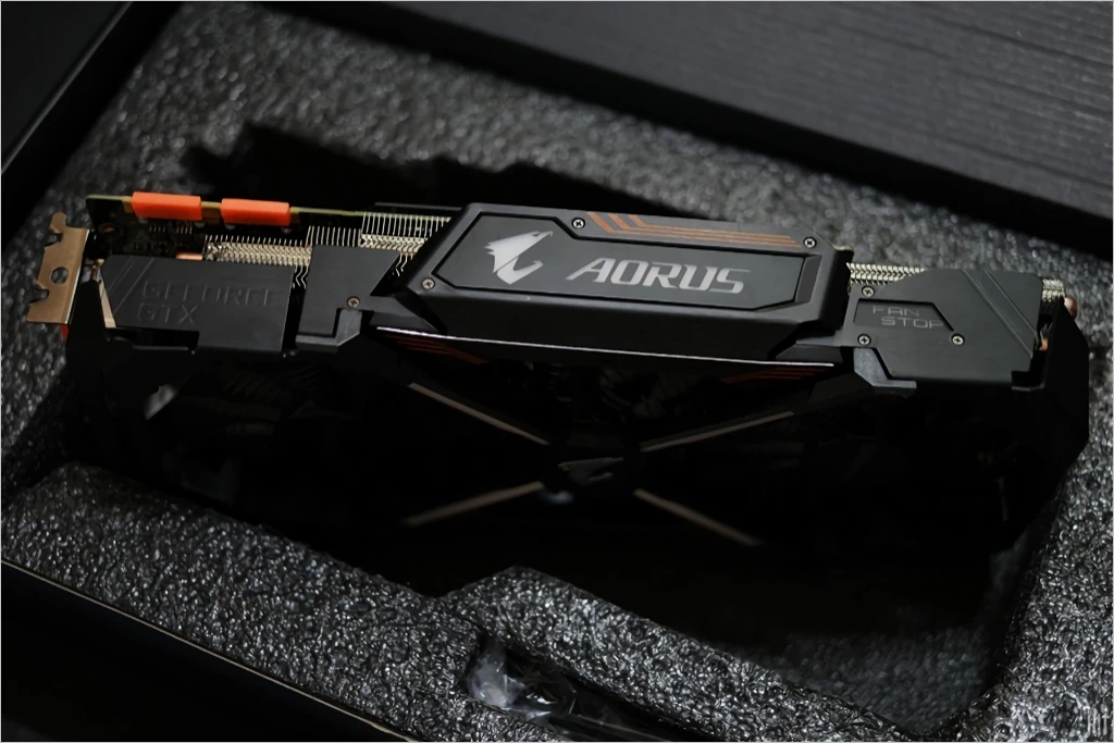 GIGABYTE AORUS 지포스 GTX1080 Ti Xtreme D5X 11GB 리뷰 7