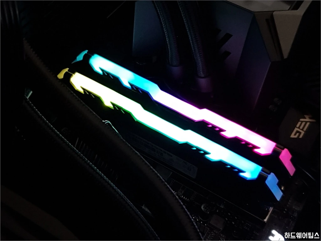 HP DDR4 3200 CL16 V8 8GB DRAM 간단 리뷰 12