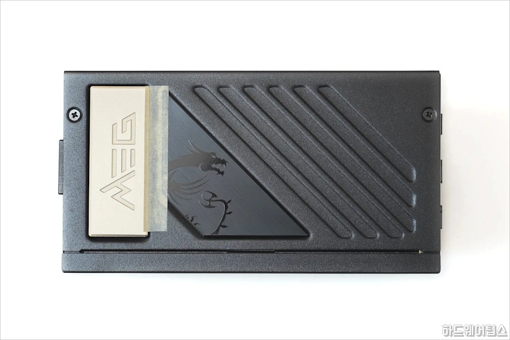 MSI MEG Ai1300P PCIE5 80PLUS PLATINUM 파워 서플라이 유닛 리뷰 21