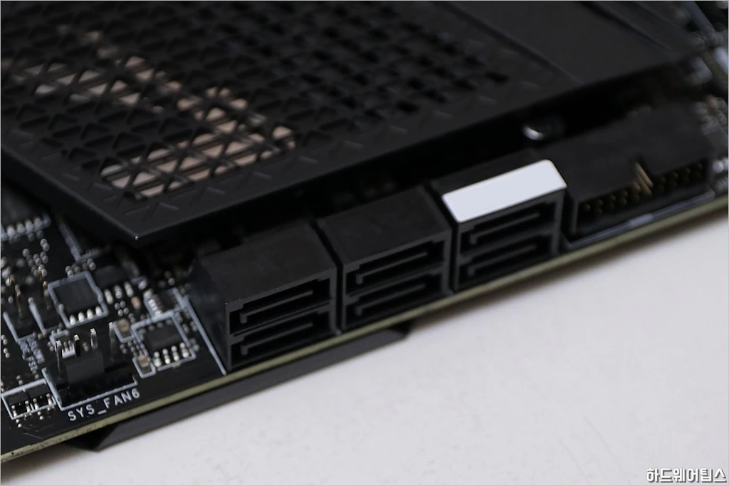 MSI MEG Z590 에이스 ACE 리뷰 19