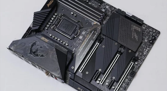MSI MEG Z590 에이스 ACE 리뷰 6