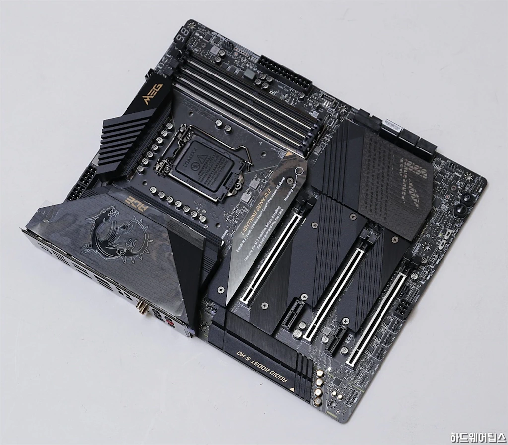 MSI MEG Z590 에이스 ACE 리뷰 6