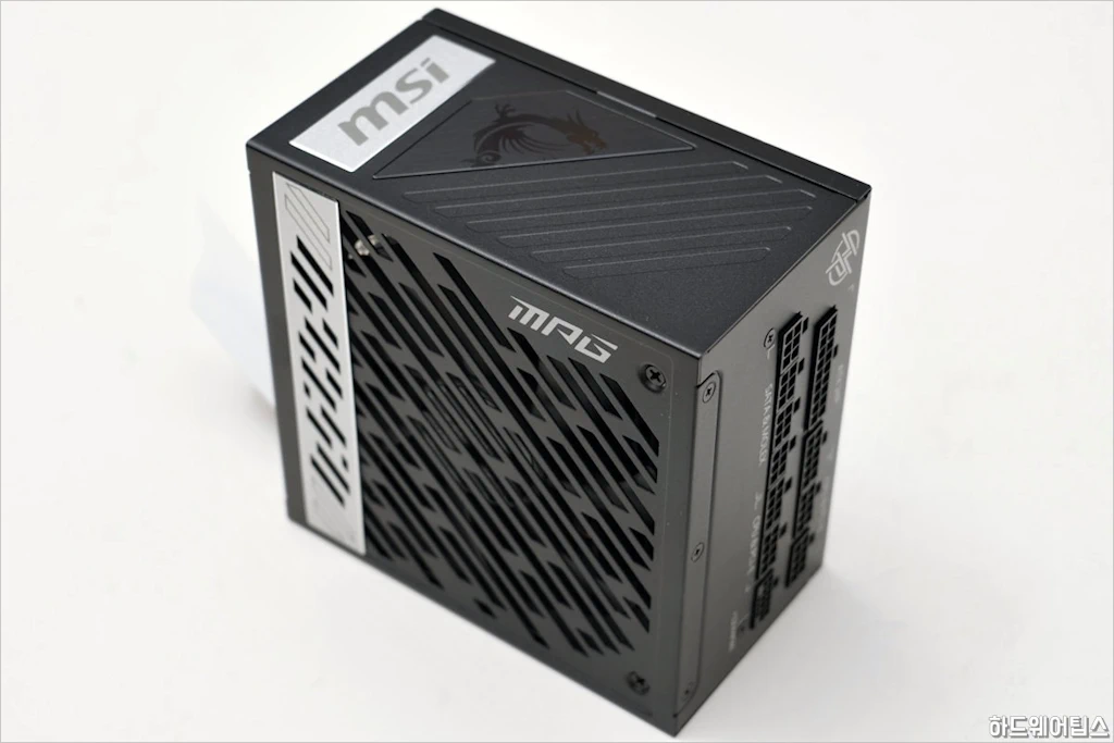 MSI MPG A1000G PCIE5 80PLUS GOLD 파워 서플라이 유닛 리뷰 13