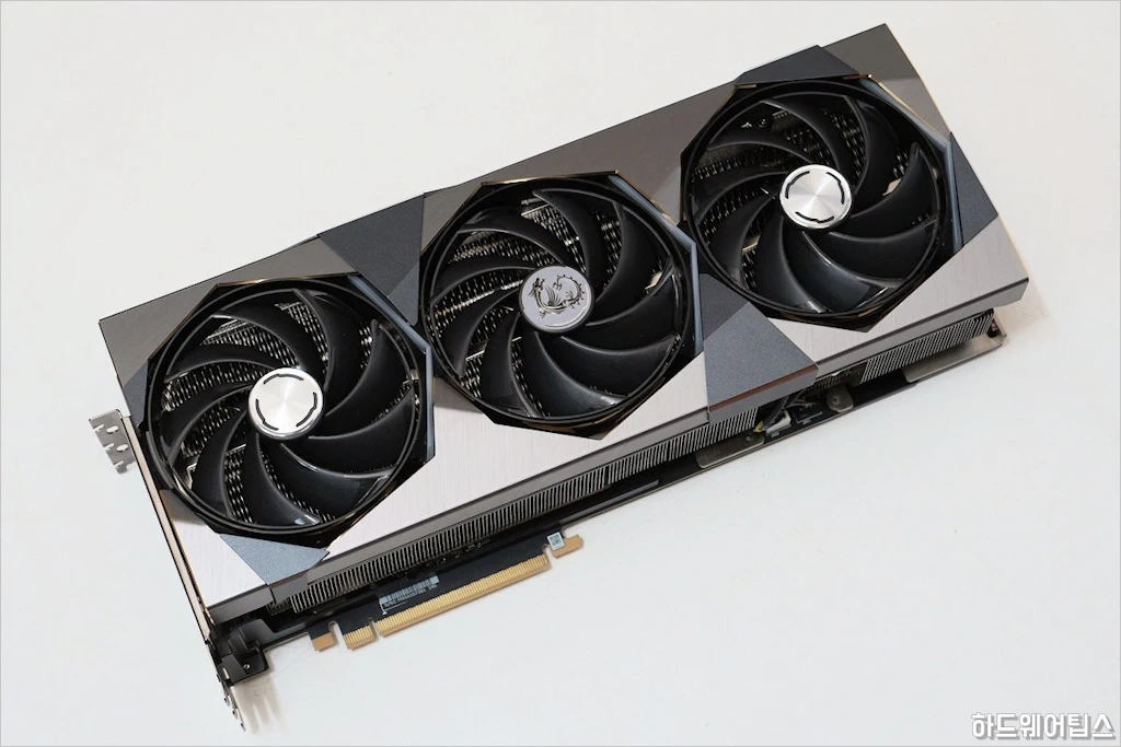 MSI 지포스 RTX 4090 슈프림 X D6X 24GB 트라이프로져3S 리뷰 10