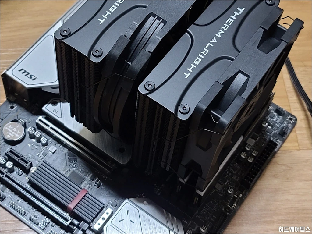 Thermalright Frost Commander 140 Black 간단 리뷰 FC140 23