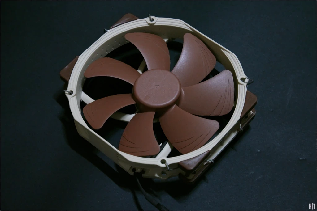 녹투아 NH D15S 트윈 타워 CPU 쿨러 간단 리뷰 9