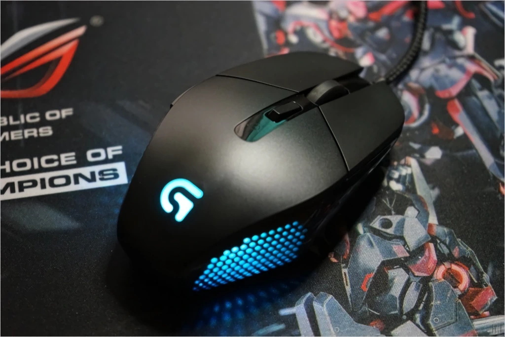 로지텍 G303 DAEDALUS APEX 게이밍 마우스 간단 리뷰 13
