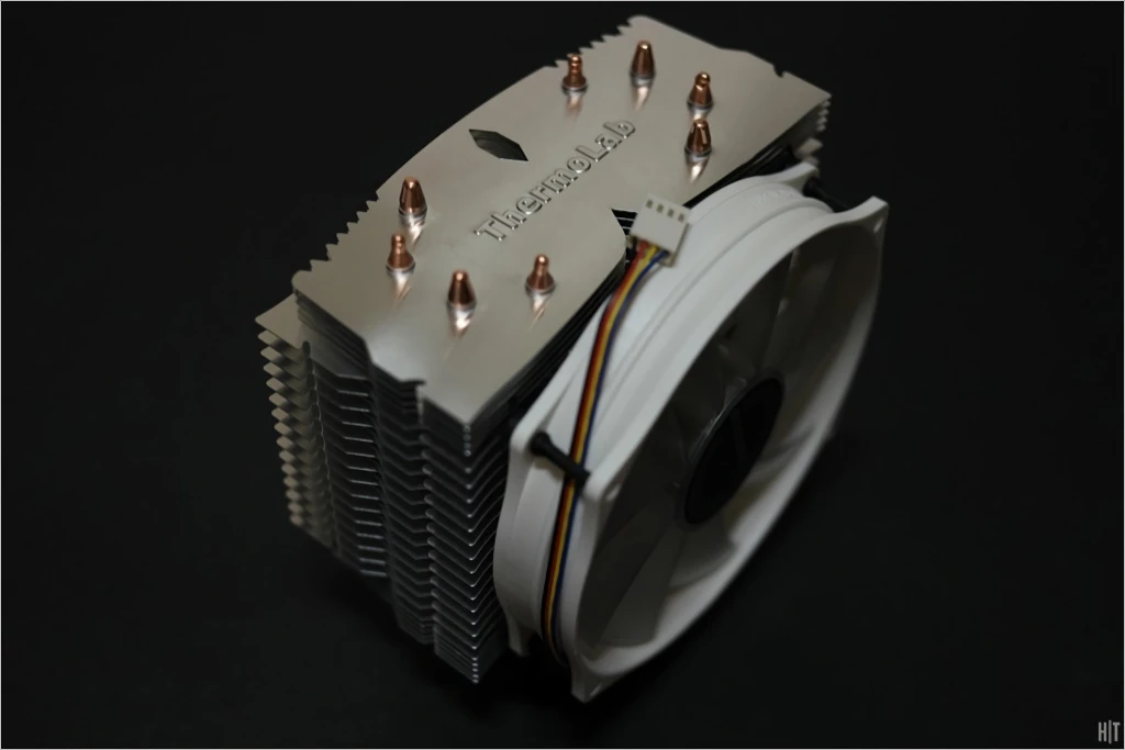 써모랩 트리니티 화이트 LED CPU 쿨러 리뷰 13