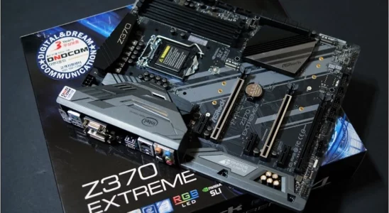 ASRock Z370 Extreme4 디앤디컴 리뷰 1