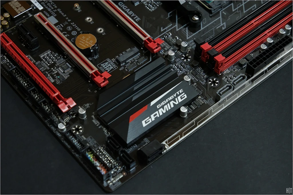 GIGABYTE GA AB350 Gaming 3 게이밍에디션 12