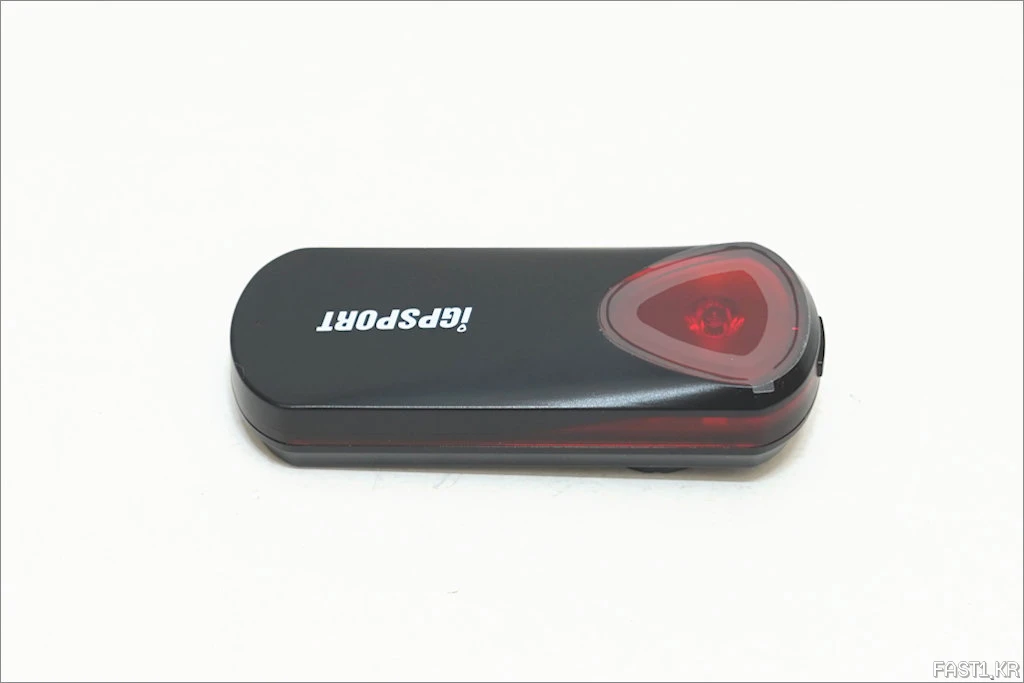 iGPSPORT SRTL SR30 스마트 레이더 후미등 리뷰 DSC00009