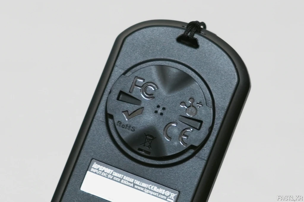 iGPSPORT SRTL SR30 스마트 레이더 후미등 리뷰 DSC00014
