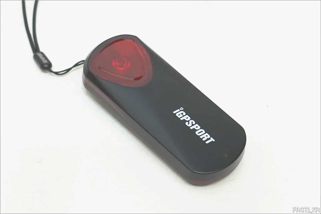 iGPSPORT SRTL SR30 스마트 레이더 후미등 리뷰 DSC00024