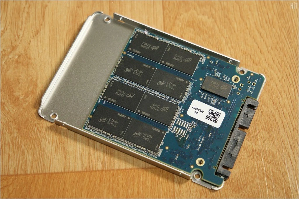 마이크론 Crucial MX500 1TB 간단 리뷰 18