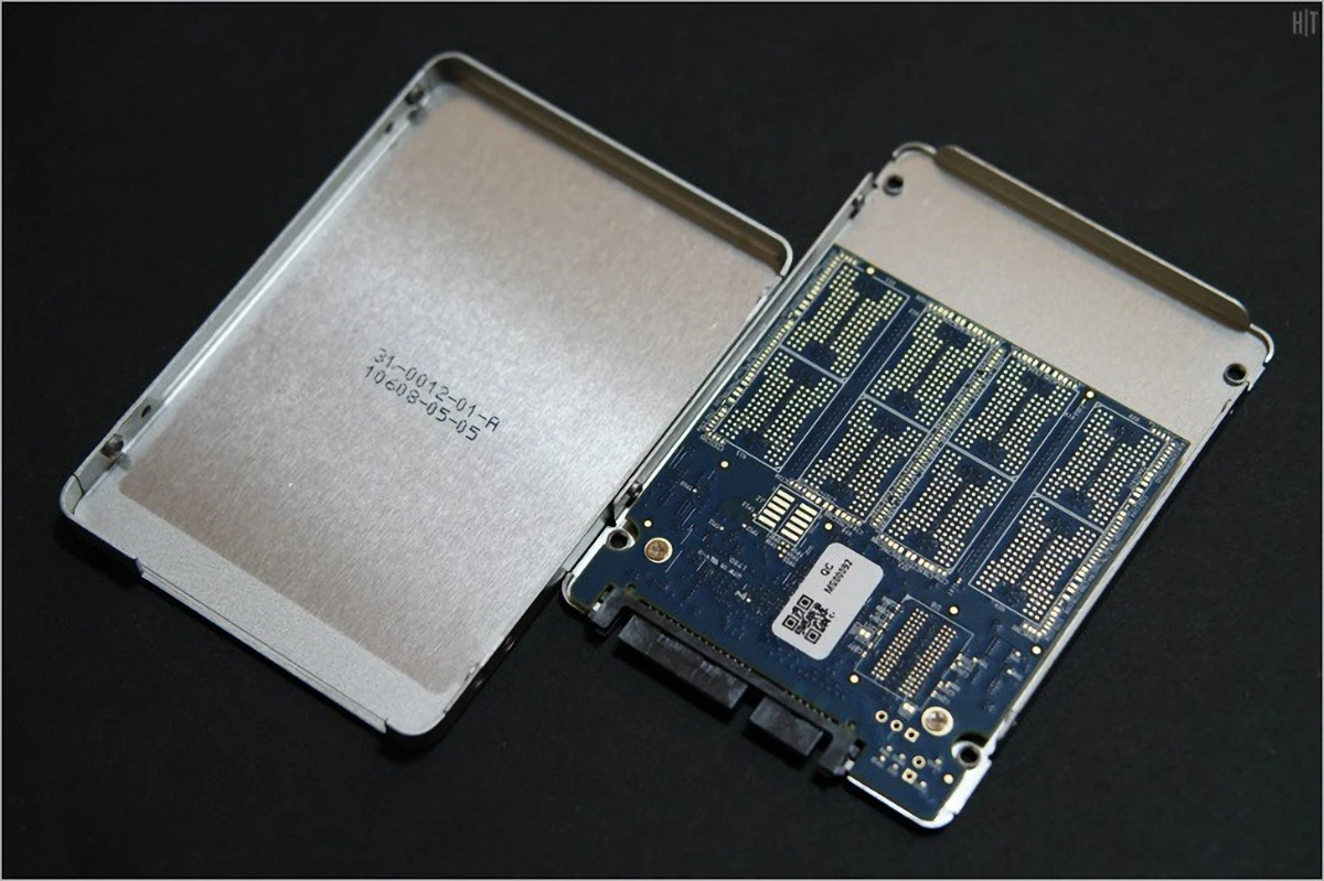 마이크론 Crucial MX500 250GB 리뷰 12