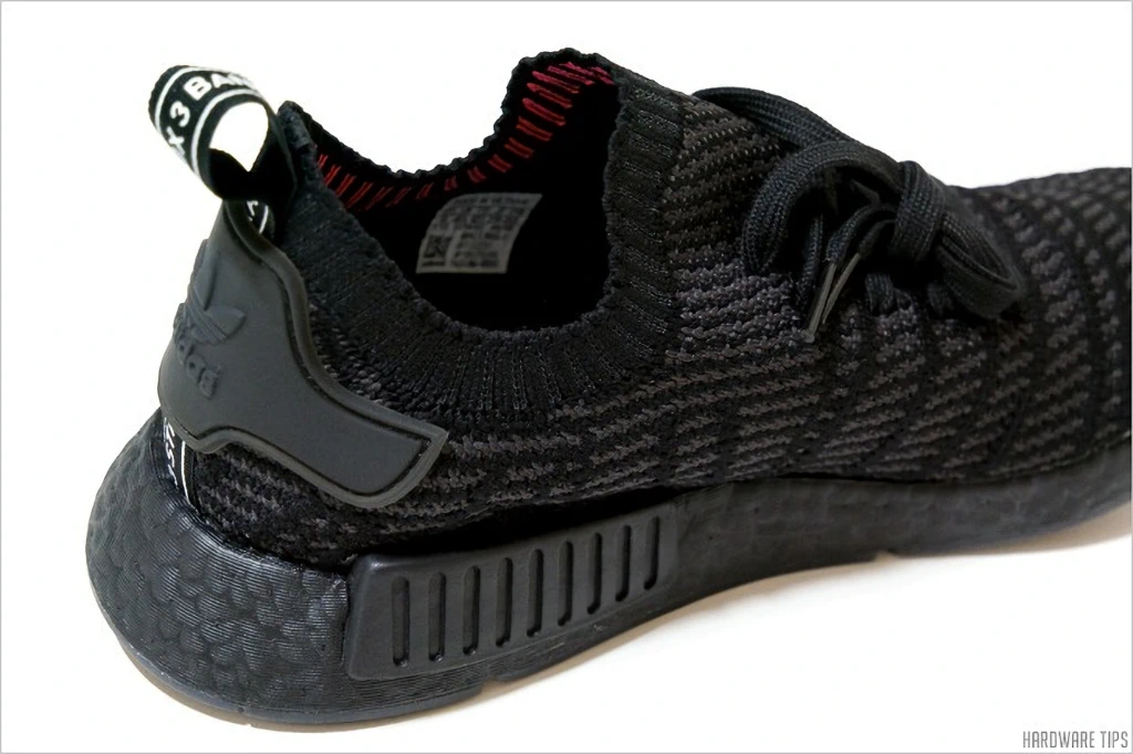 아디다스 NMD R1 STLT PK 리뷰 15