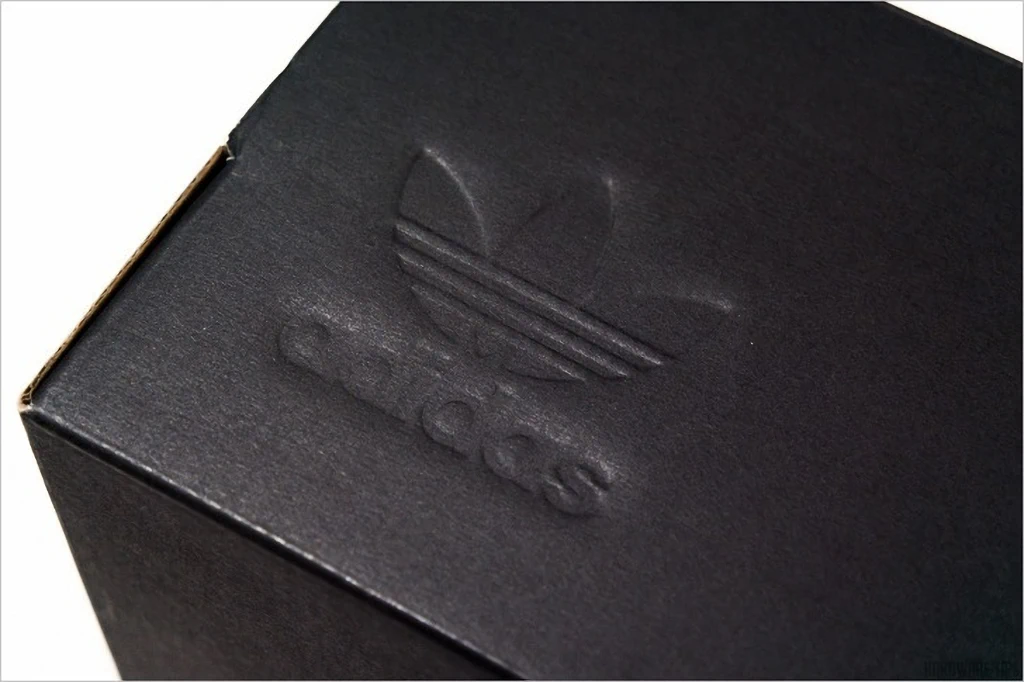 아디다스 NMD R1 STLT PK 리뷰 3