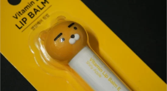 온더바디 X 카카오프렌즈 라이언 립밤 4