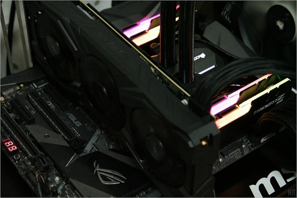 인텔 코어 i9 7980XE 익스트림 에디션 리뷰 22