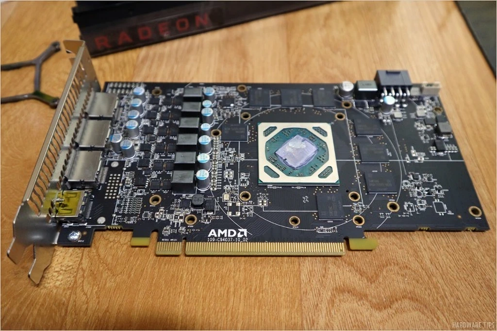 조텍 채굴용 라데온 RX 580 4GB에 레프런스 쿨러 장착 12