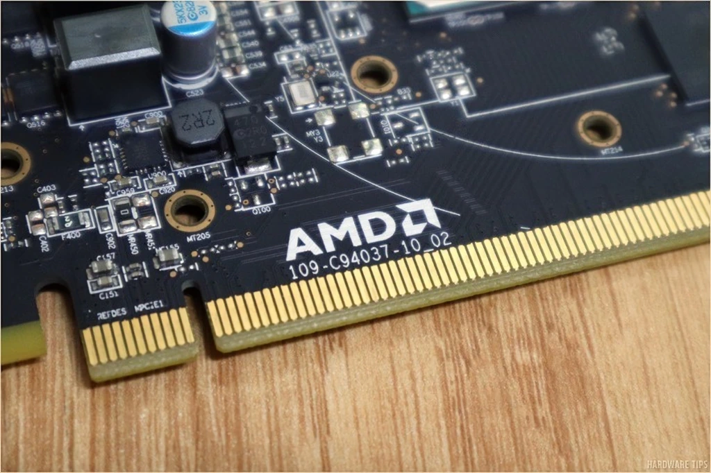 조텍 채굴용 라데온 RX 580 4GB에 레프런스 쿨러 장착 13