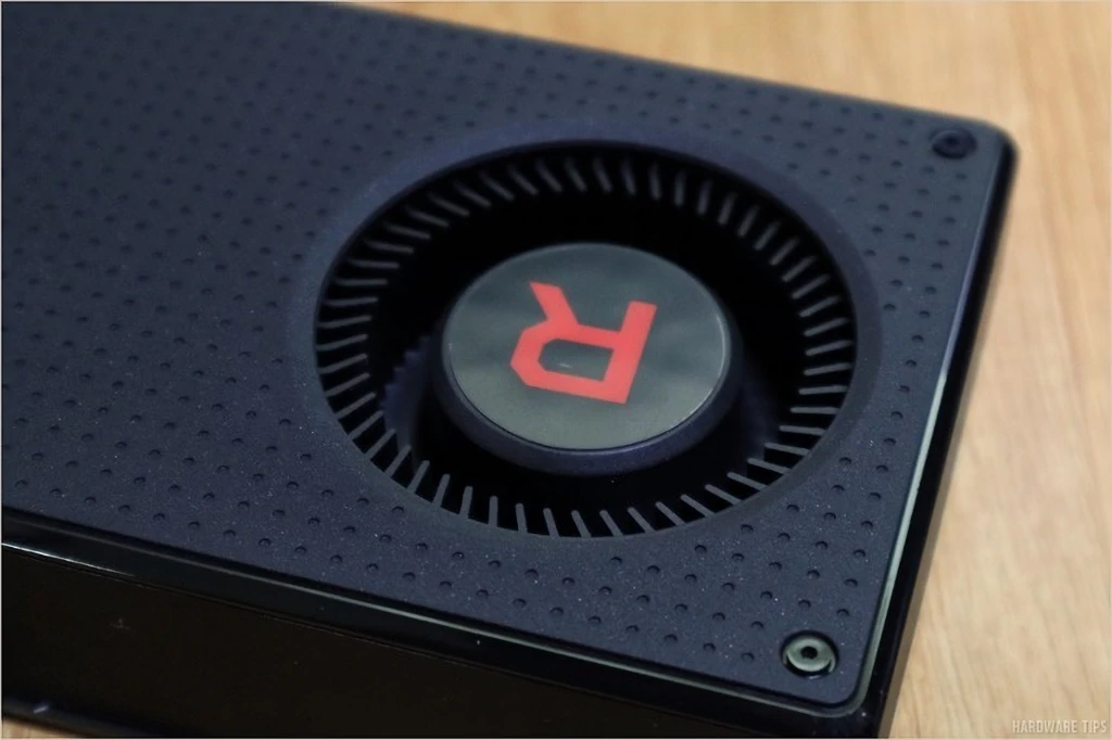 조텍 채굴용 라데온 RX 580 4GB에 레프런스 쿨러 장착 19