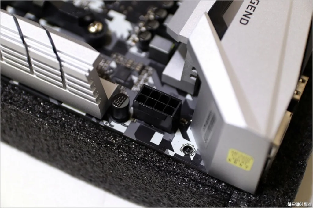 ASRock B450 스틸레전드 디앤디컴 리뷰 15