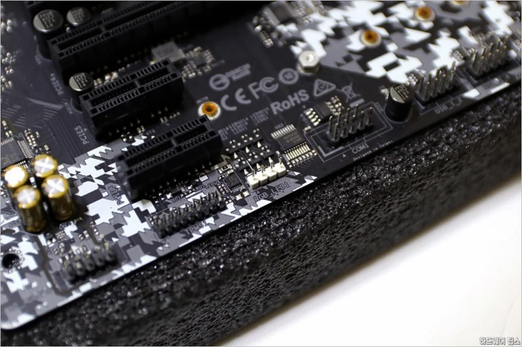 ASRock B450 스틸레전드 디앤디컴 리뷰 25