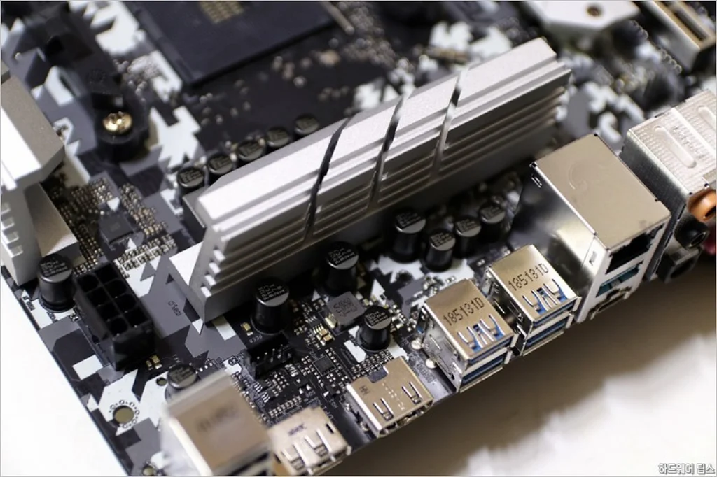 ASRock B450 스틸레전드 디앤디컴 리뷰 31