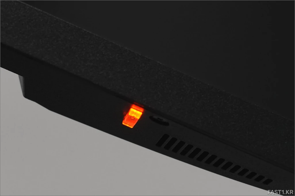 MSI G244F DSC00066