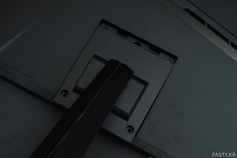 MSI G321Q DSC00020