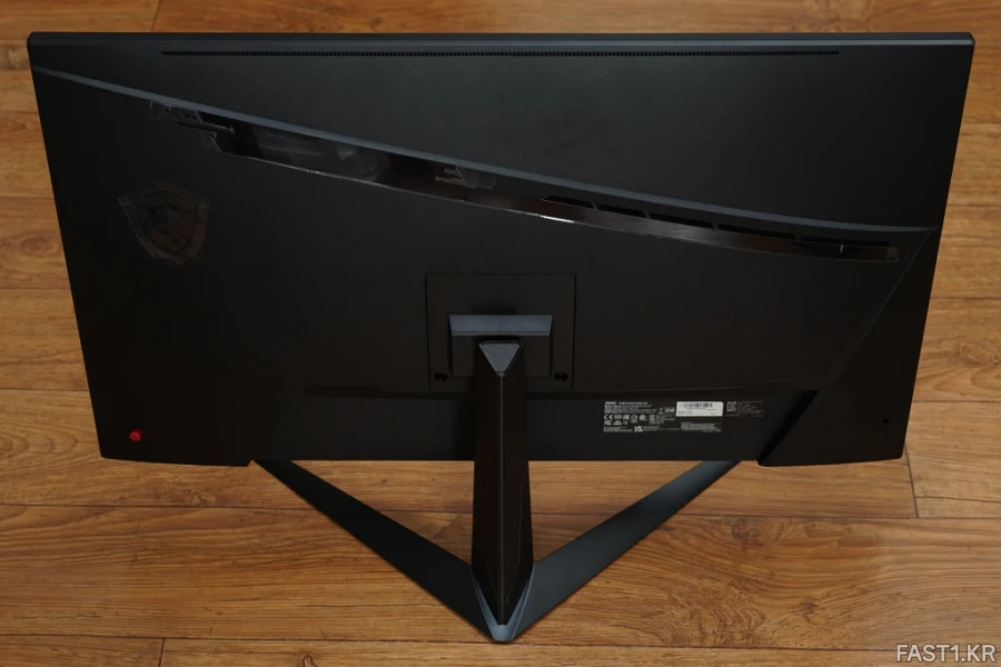 MSI G321Q DSC00030