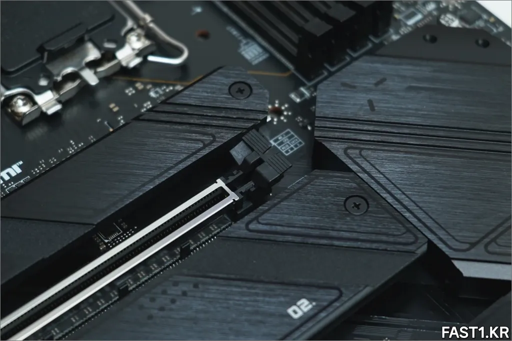 MSI MAG Z790 토마호크 WIFI DSC00017