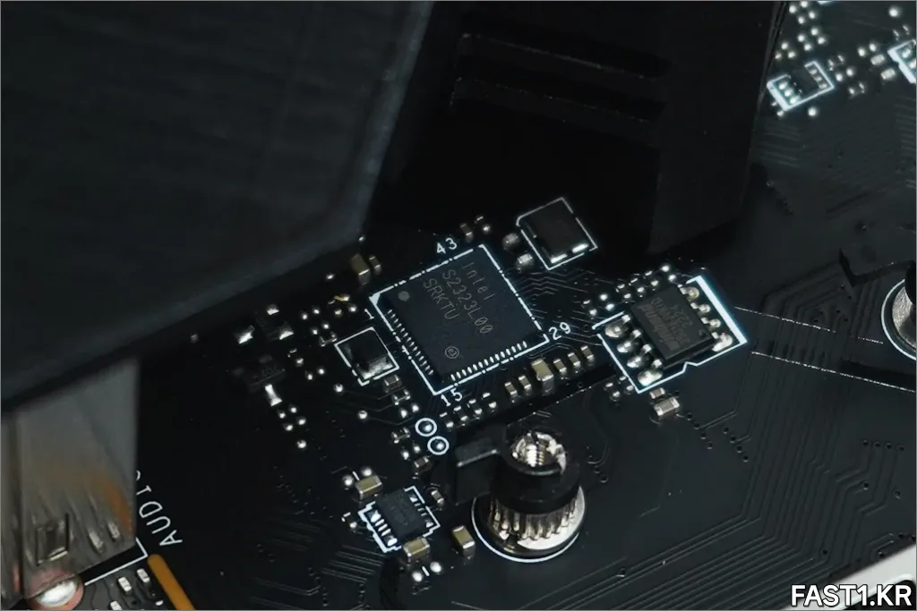 MSI MAG Z790 토마호크 WIFI DSC00031