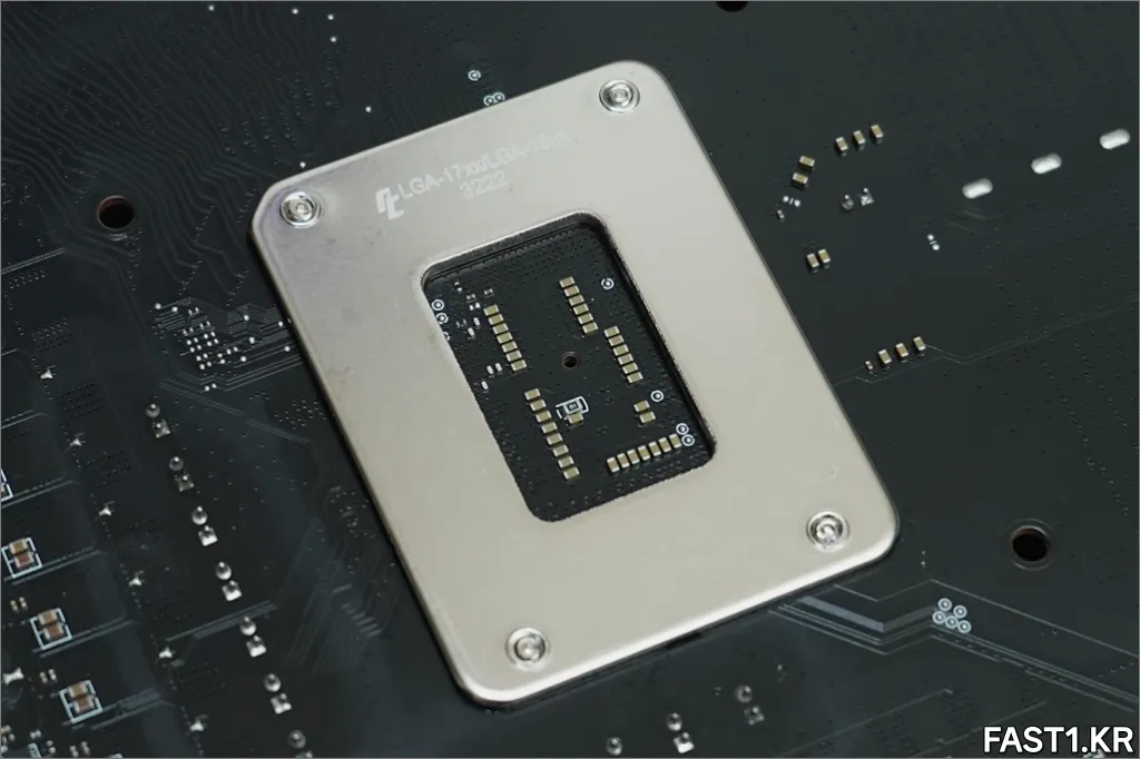 MSI MAG Z790 토마호크 WIFI DSC00035