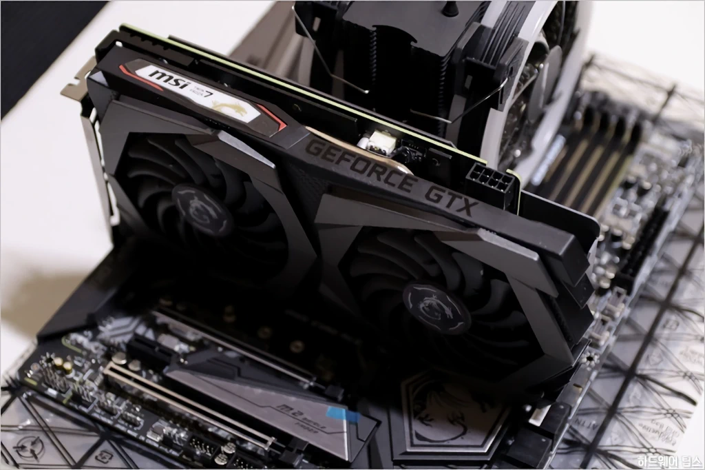MSI MEG Z390 ACE MSI MEG Z390 에이스 리뷰 19