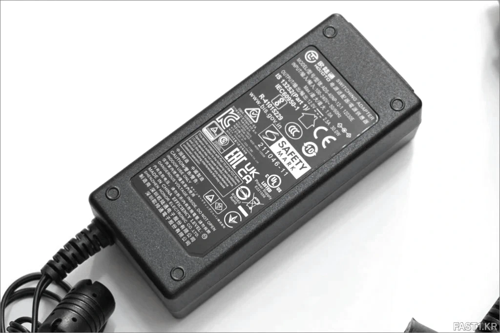 MSI MP273AW DSC00006