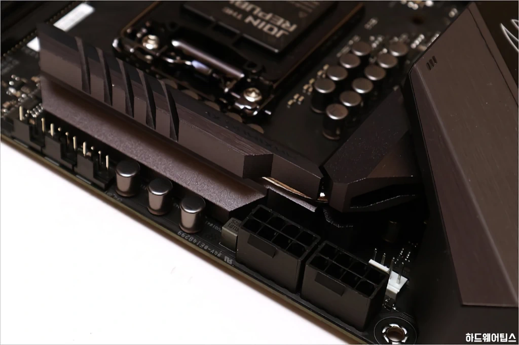 ASUS ROG MAXIMUS XI GENE 코잇 간단 리뷰 19