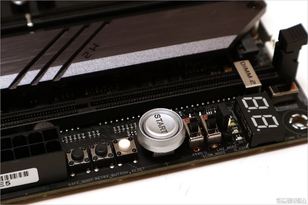 ASUS ROG MAXIMUS XI GENE 코잇 간단 리뷰 25