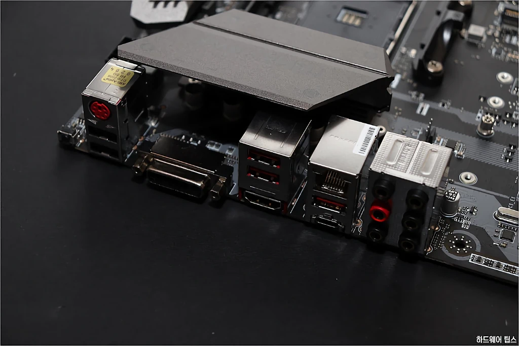 MSI MAG B450 토마호크 리뷰 9