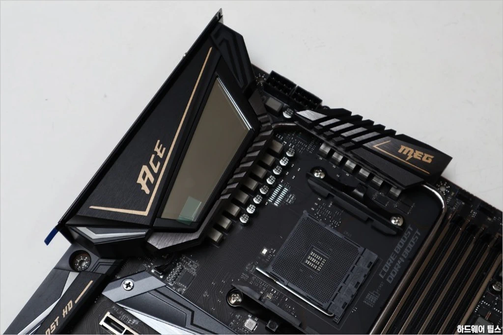 MSI MEG X570 에이스 리뷰 1