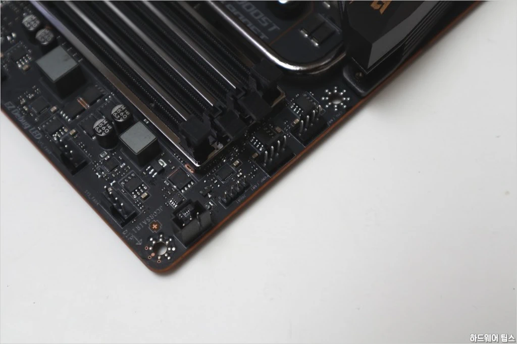 MSI MEG X570 에이스 리뷰 23