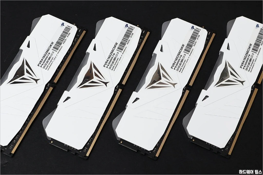 PATRIOT DDR4 16G PC4 21300 CL15 VIPER RGB 화이트 리뷰 4