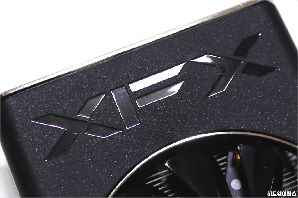 XFX 라데온 RX 5700 XT THICC II ULTRA D6 8GB 리뷰 11