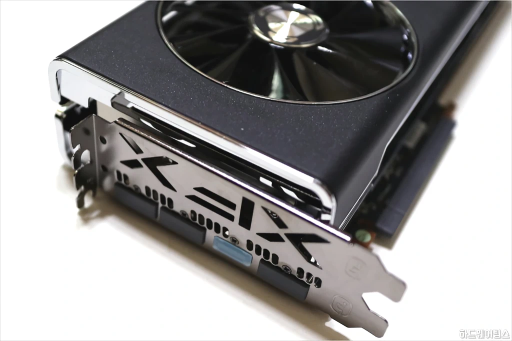 XFX 라데온 RX 5700 XT THICC II ULTRA D6 8GB 리뷰 16