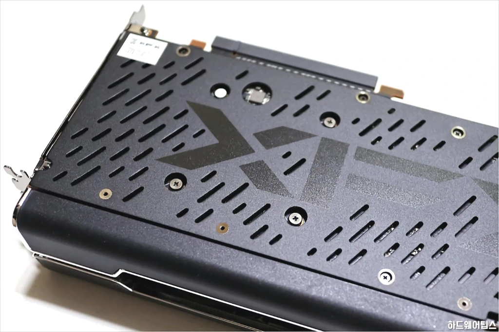 XFX 라데온 RX 5700 XT THICC II ULTRA D6 8GB 리뷰 18