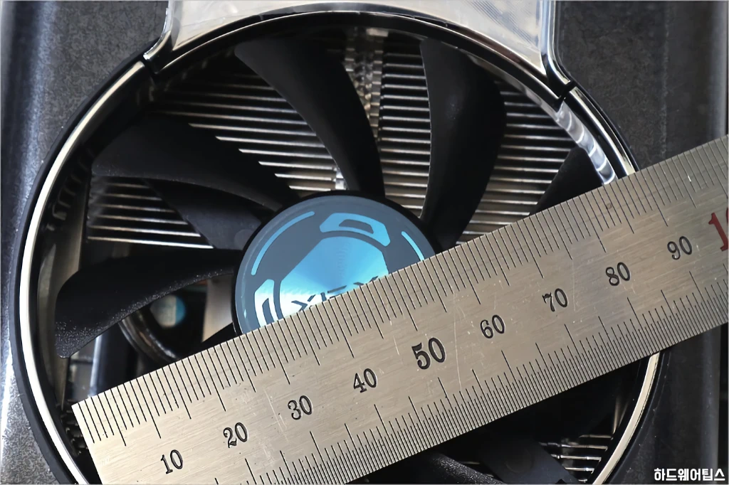XFX 라데온 RX 5700 XT THICC III ULTRA D6 8GB 리뷰 19