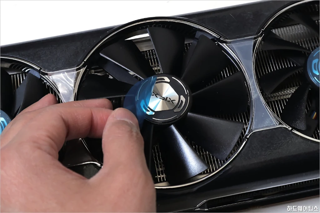 XFX 라데온 RX 5700 XT THICC III ULTRA D6 8GB 리뷰 24
