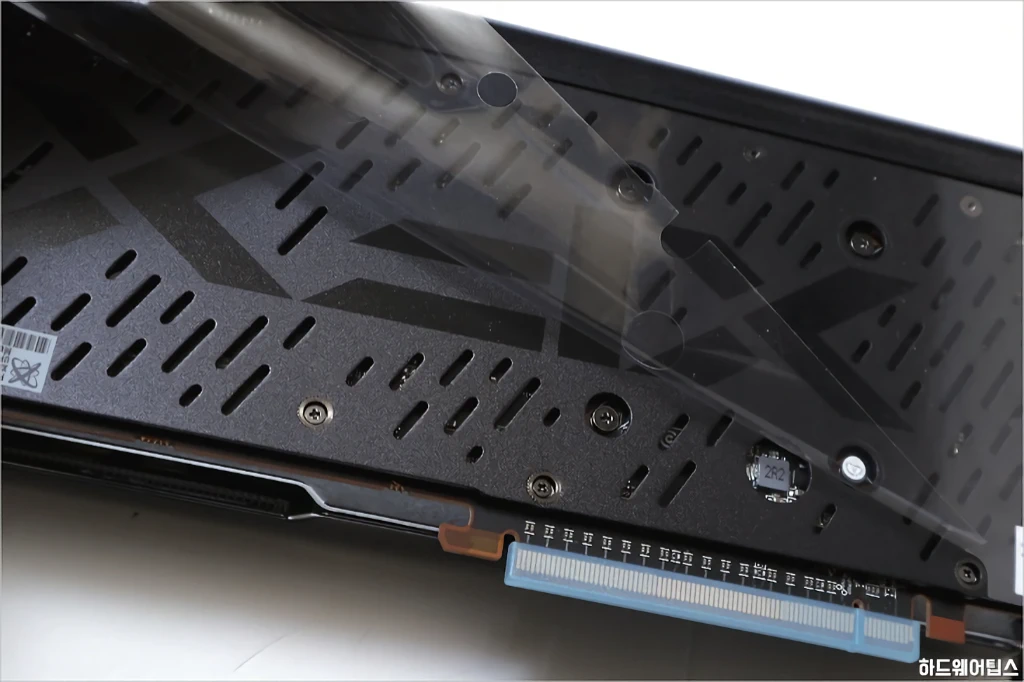 XFX 라데온 RX 5700 XT THICC III ULTRA D6 8GB 리뷰 25