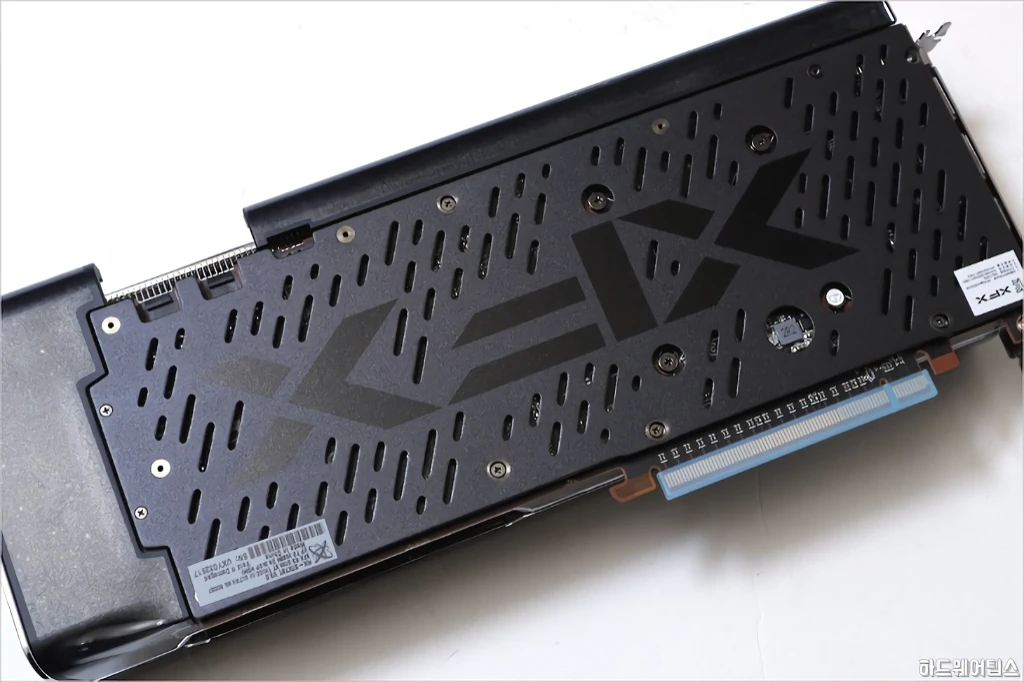 XFX 라데온 RX 5700 XT THICC III ULTRA D6 8GB 리뷰 26